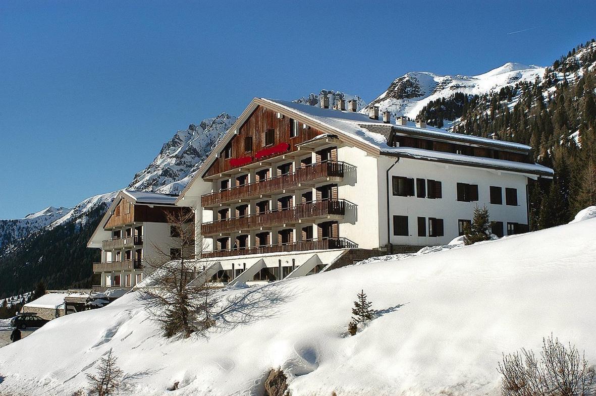 Appartamento Ab Passo San Pellegrino Dış mekan fotoğraf